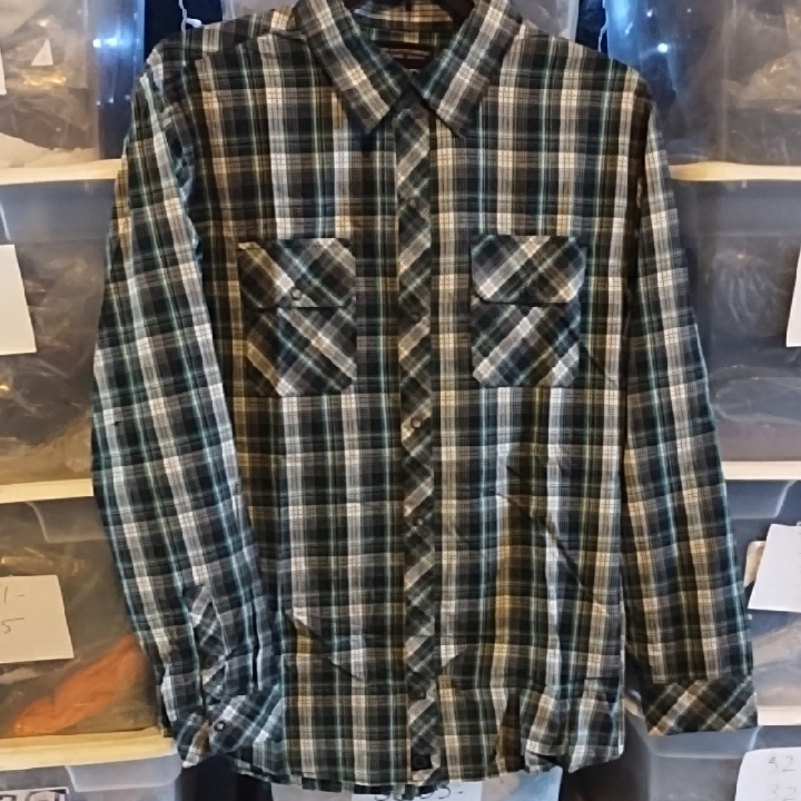 Empyre Men's Plaid Button Down Shirt - Green And Black